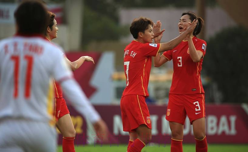 U-20女足亚洲杯小组赛末轮 中国队6:1大胜越南队